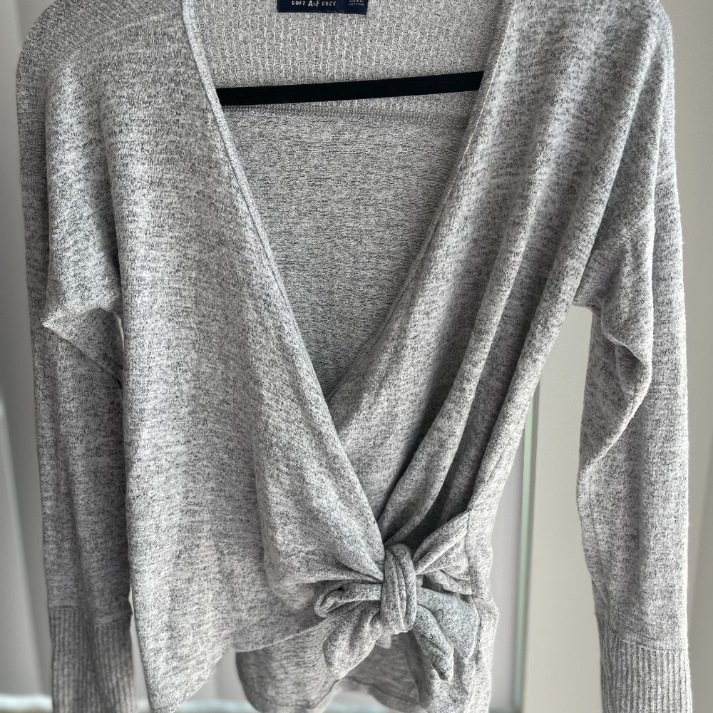 Abercrombie & Fitch Gray Soft and Cozy Long Sleeve Top S